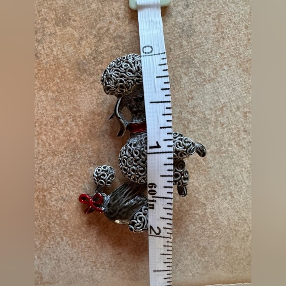 Vintage Silver Poodle Brooch🐩 - Picture 5 of 5